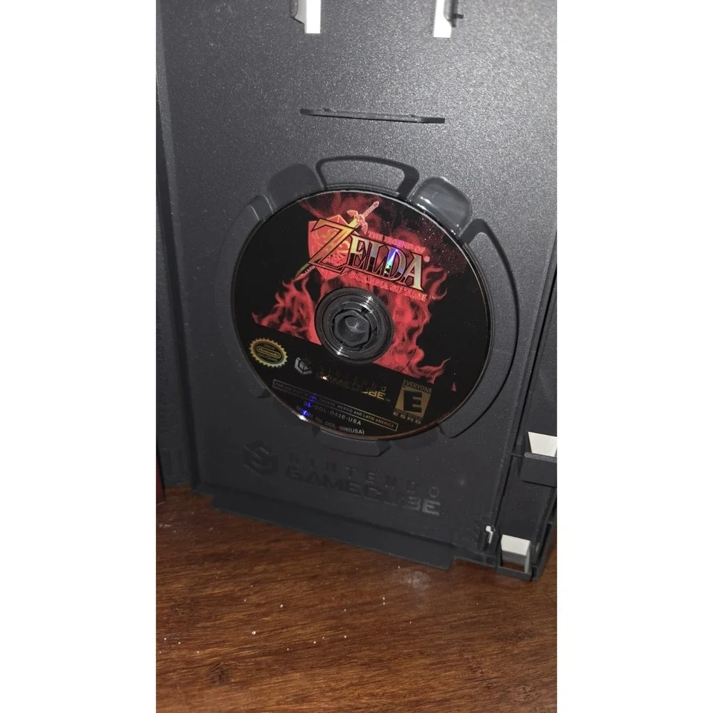 Nintendo Zelda Ocarina of Time Master Quest Two-Game Bonus Disc GameCube